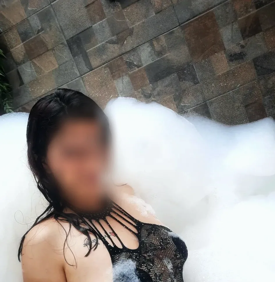 Bianca, 26