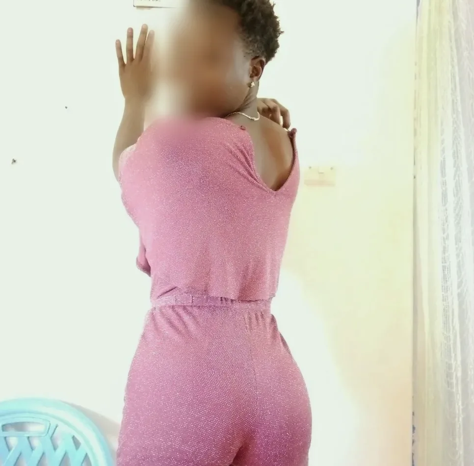 Chaima, 30