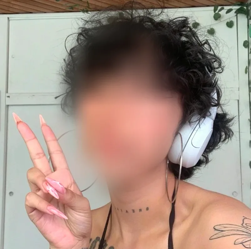 Fay, 26