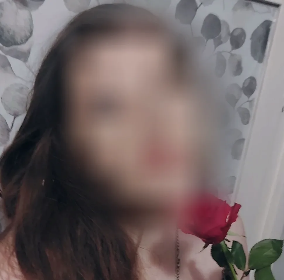 Fiene, 27