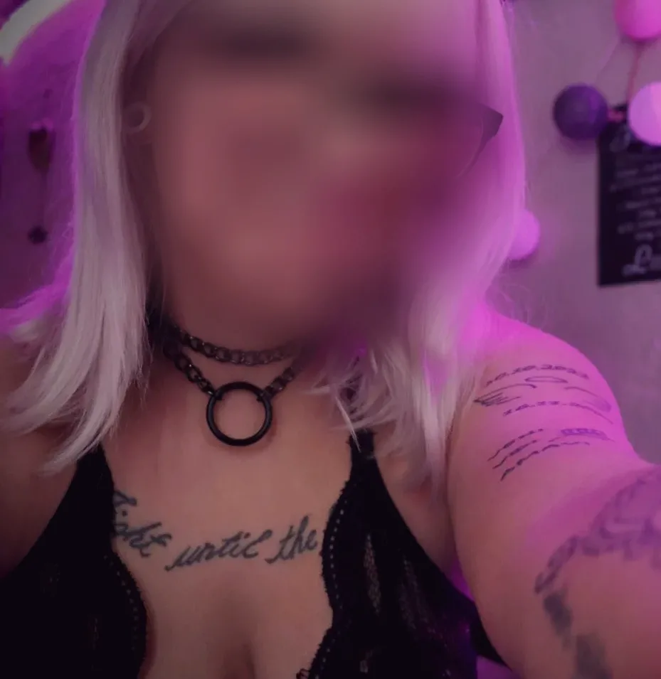 Lynn, 26